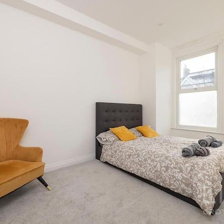 2 Bed Flat -Zone 1-4 London Thornton Heath Exterior foto